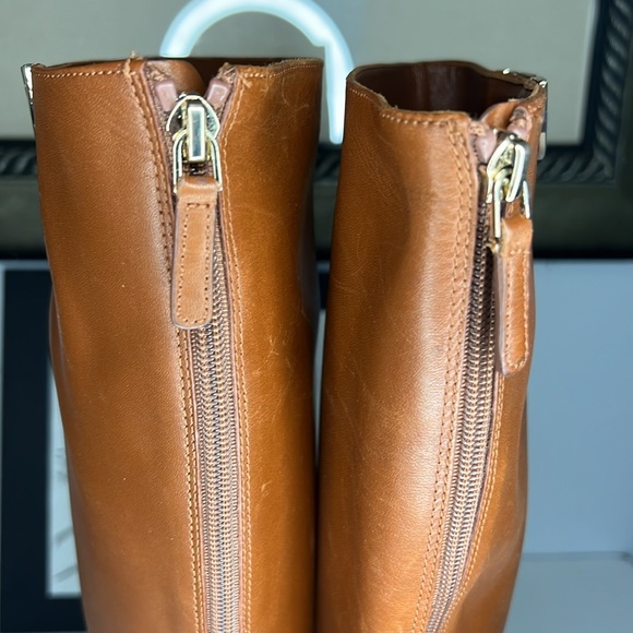 Tory Burch Brown Leather Knee High
Riding Boots Women’s Size 6 M - Picture 10 of 16